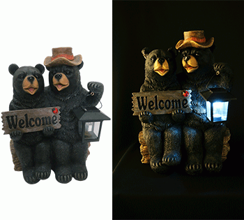 15" SOLAR COUPLE OF BEARS WITH LANTERN AND WELCOME SIGN 